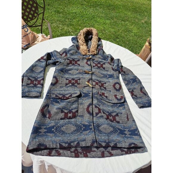 Vintage Billabong Women's Medium Coat Navajo Pattern Hooded Wool Blend Toggle Co - Picture 8 of 11